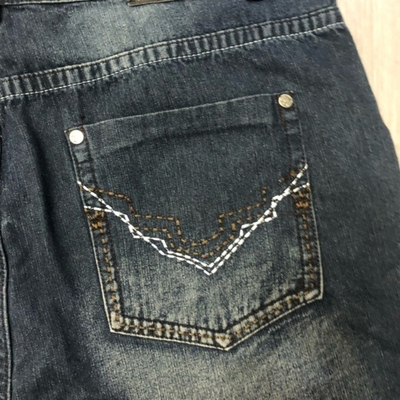 Gut Fueling Distressed Jean Shorts‎ Blue 46 - Picture 3 of 7